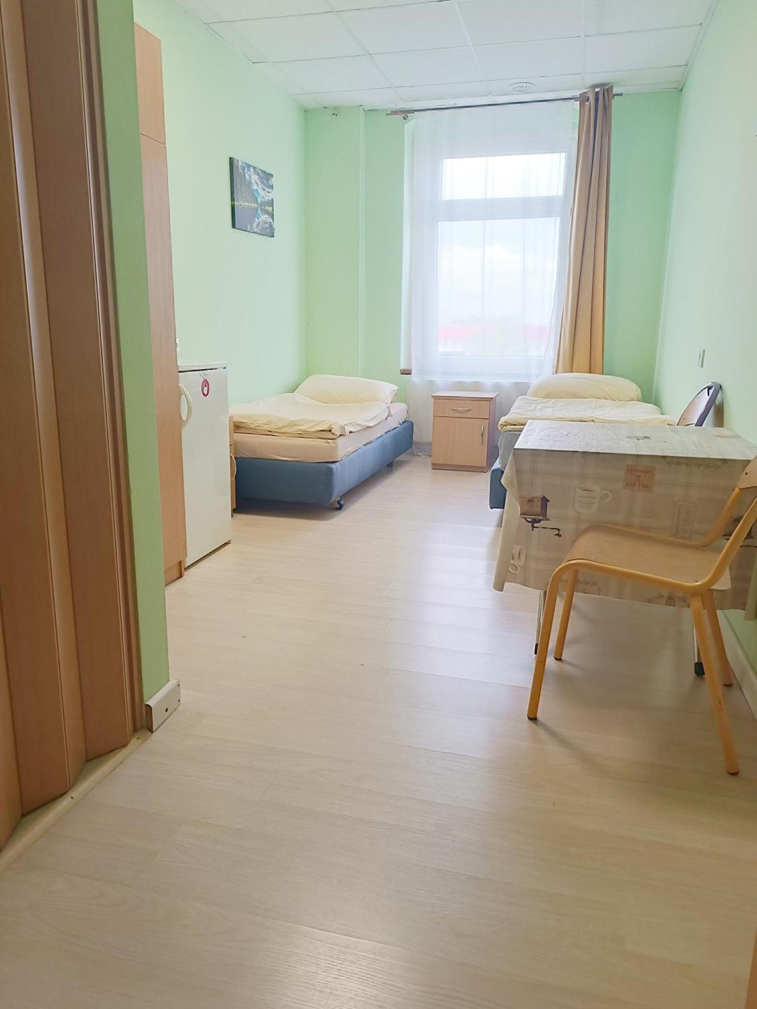 Hostel Krosnienska 12 지엘로나구라 외부 사진