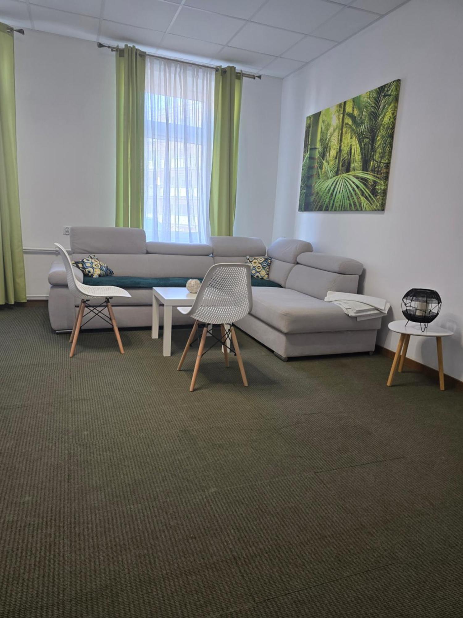 Hostel Krosnienska 12 지엘로나구라 외부 사진